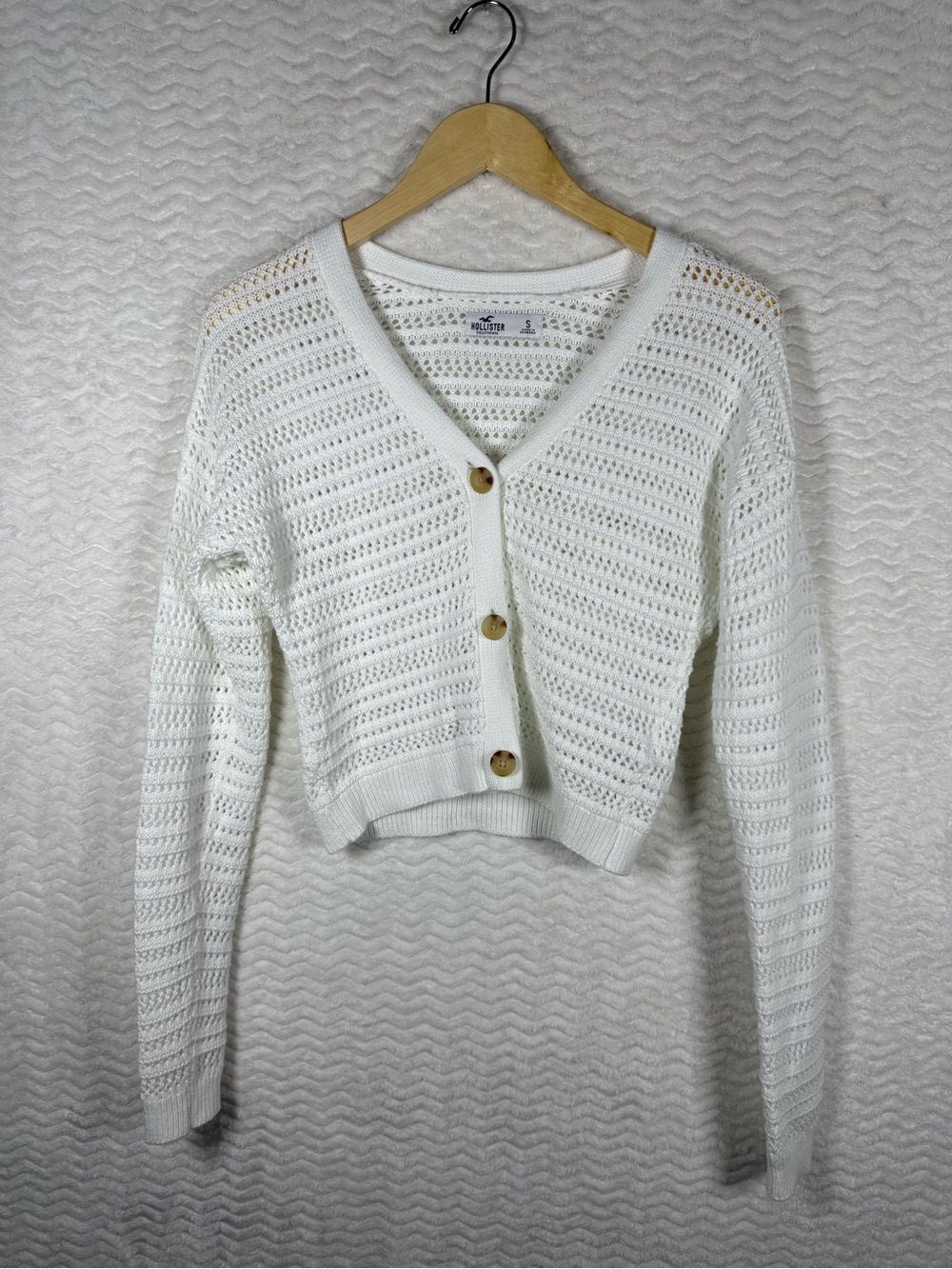 Hollister White Open-Knit Cropped V-Neck Button Cardigan